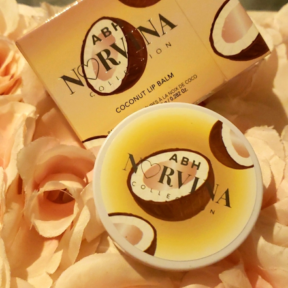 💙🌟🧚‍♀️COCONUT Anastasia DISCONTINUED Norvina Lip Balm NWT - Picture 4 of 4